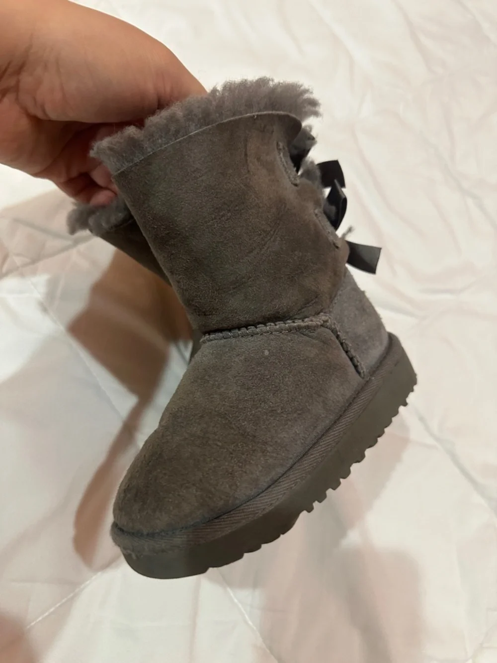 UGG Kids Gray Suede Shearling Boots with Back Bows size 7
